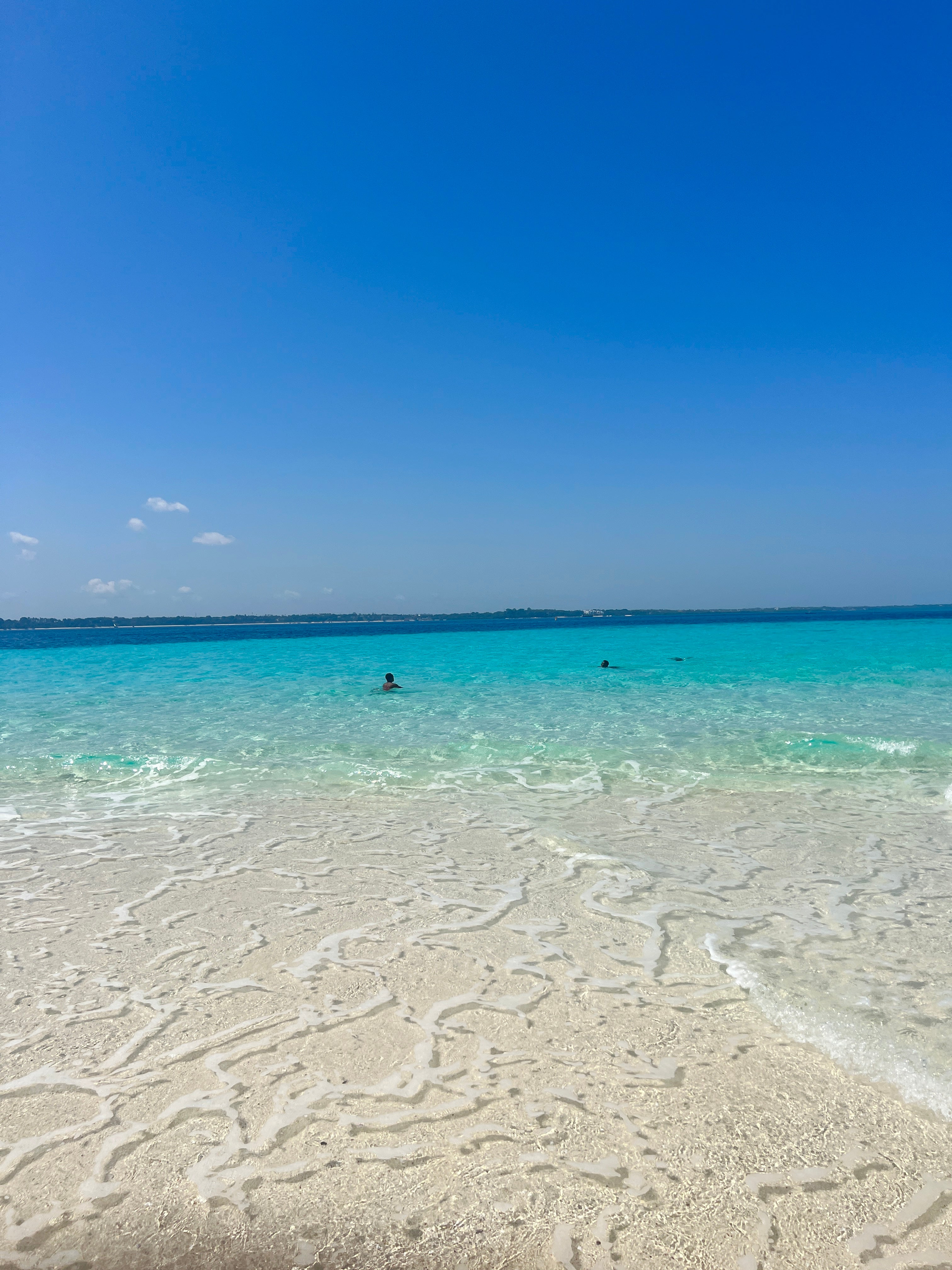 Nakupenda Island (Love Island)
